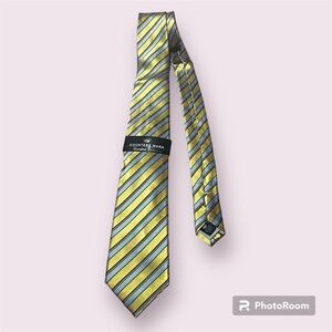 NWT Countess Mara new tie